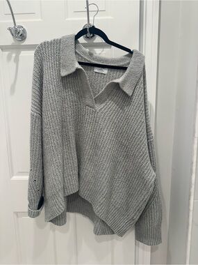 Old Navy Light Gray Collared V-Neck Sweater